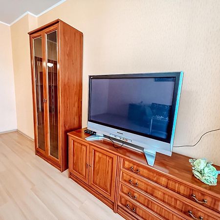 Cozy Apartments On The Left Bank كييف الغرفة الصورة