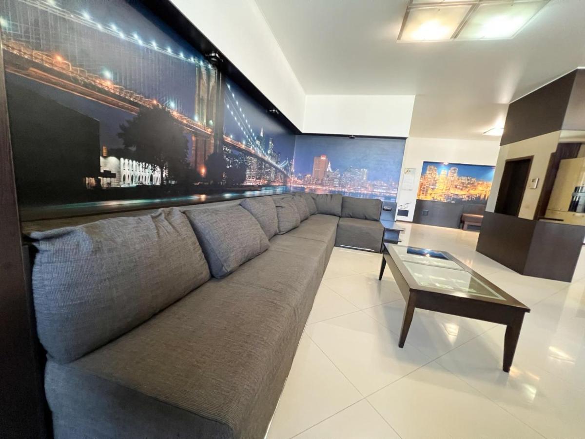 Cozy Apartments On The Left Bank كييف المظهر الخارجي الصورة