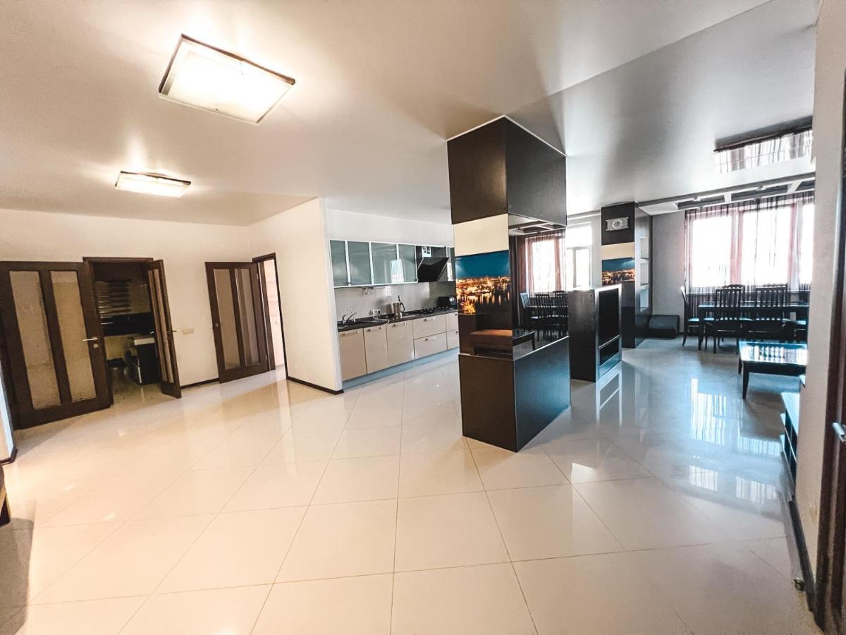 Cozy Apartments On The Left Bank كييف المظهر الخارجي الصورة